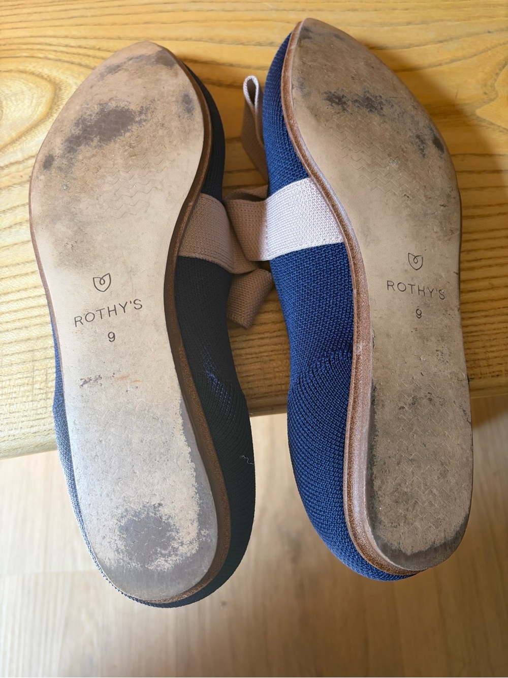 Rothy's Navy Pointed Flats with Beige Bow - Picture 4 of 4